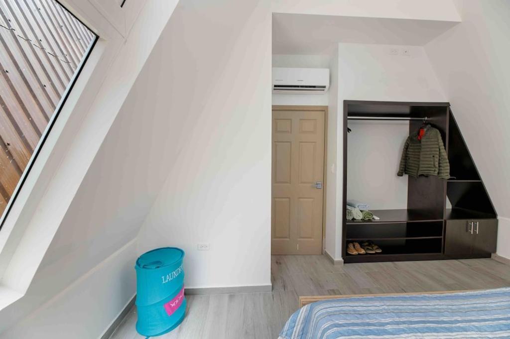 Cozy Beach Villa At The Shores 5 Minutes From The Beach West End Esterno foto