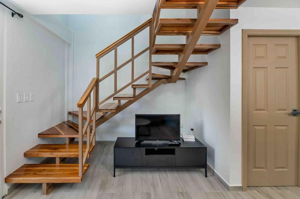 Cozy Beach Villa At The Shores 5 Minutes From The Beach West End Esterno foto
