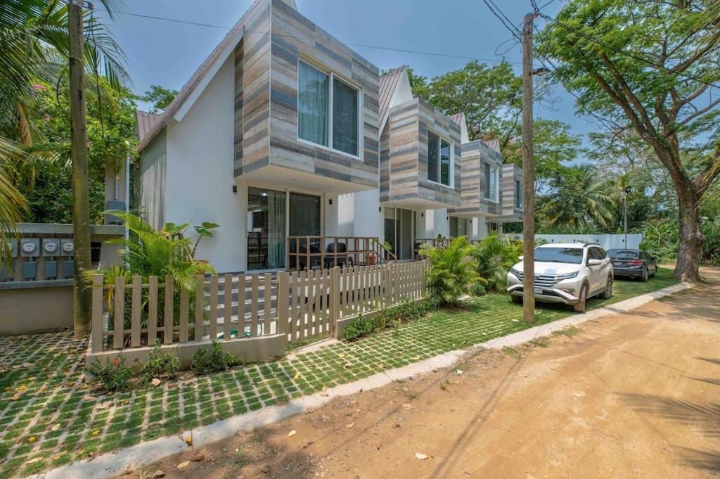 Cozy Beach Villa At The Shores 5 Minutes From The Beach West End Esterno foto