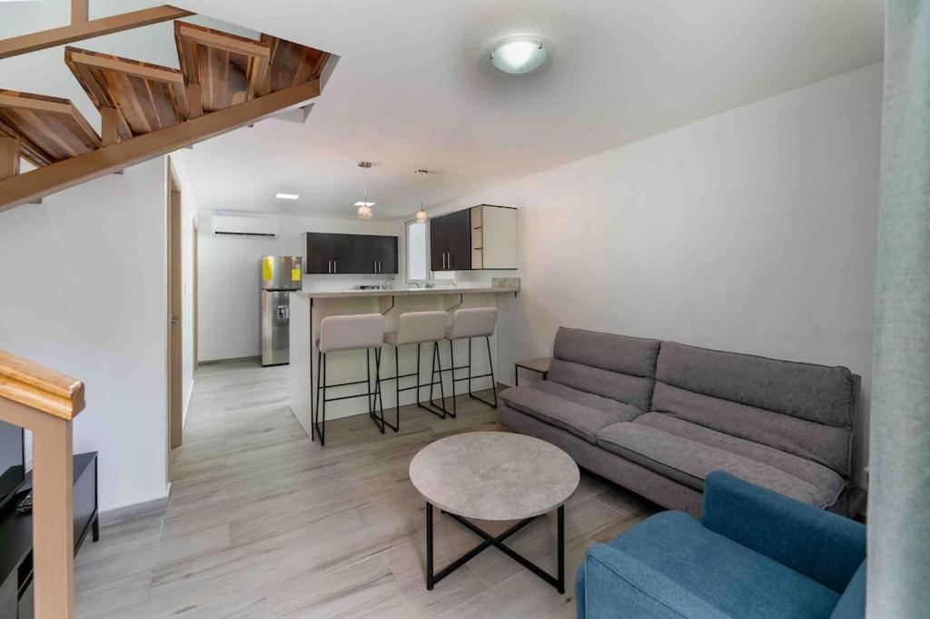 Cozy Beach Villa At The Shores 5 Minutes From The Beach West End Esterno foto